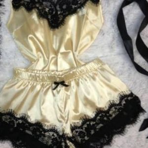 Contrast lace bow front solid slip night dress